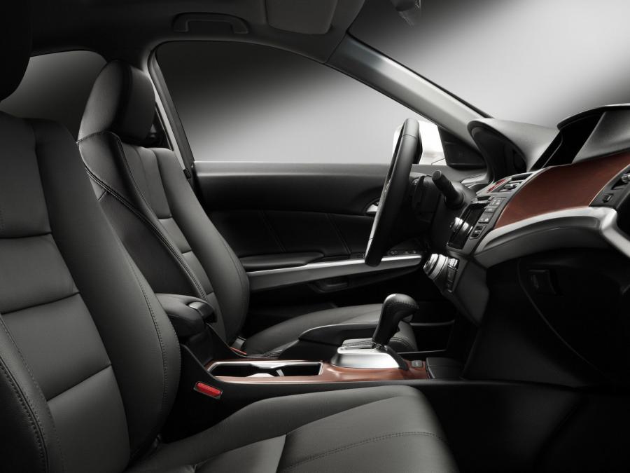  Honda Crosstour 2013 года  (RU) (фото 16 из 23)
